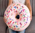 rozowy donut.jpg