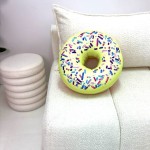 Poduszka pączek mały Donut żółty z posypką