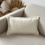 Poduszka dekoracyjna boucle prostokąt ecru