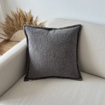 Poduszka dekoracyjna boucle grafitowa