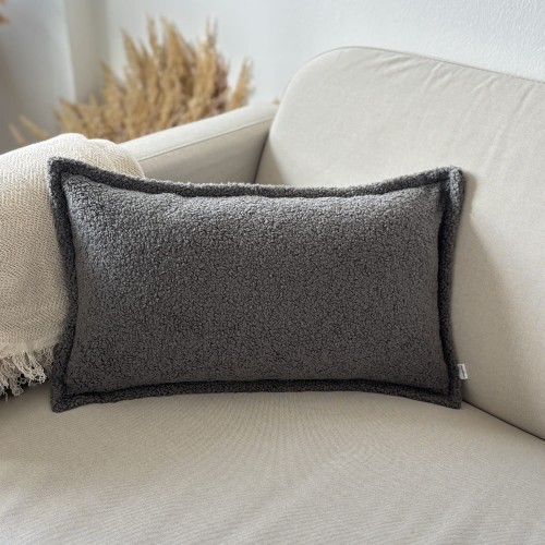Poduszka dekoracyjna z miękkiej tkaniny bouclé