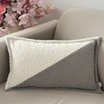 Poduszka dekoracyjna prostokąt boucle dwukolorowa skośny wzór  ecru–jasny szary