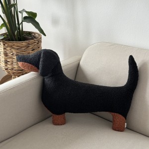 Poduszka Pies Jamnik czarny podpalany boucle